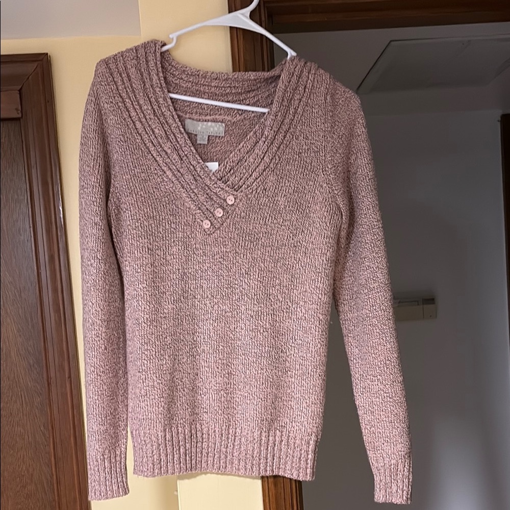 Women's V-Neck Sweater - Pink